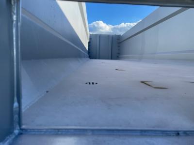 未登録　トレクス　スクラップ運搬セミトレーラ