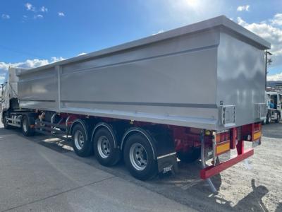 未登録　トレクス　スクラップ運搬セミトレーラ