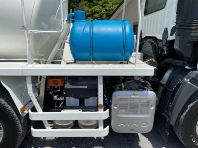 R3　日野　コンクリートミキサー車