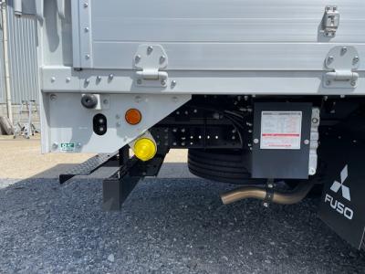 R6　三菱　アルミウイング