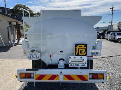 R5　三菱　タンクローリー