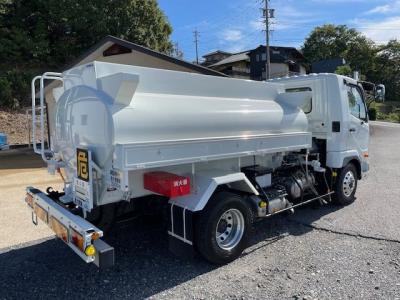 R5　三菱　タンクローリー