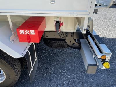 R5　三菱　タンクローリー