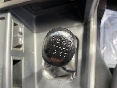 R3　三菱　ダンプ