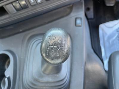 R5　いすゞ　コンクリートミキサー車