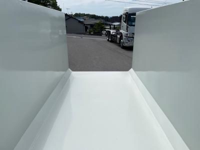 R7　タニ工業製　脱着式コンテナ22ｔ