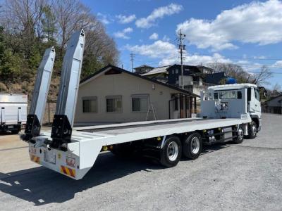 R6　三菱　セルフローダー