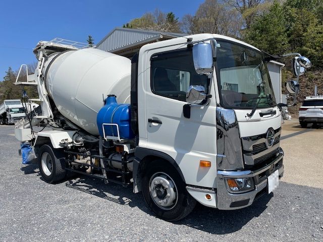 R3　日野　増ｔコンクリートミキサー車