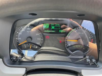 R6　三菱　平ボデー
