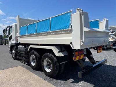 R5　三菱　ダンプ