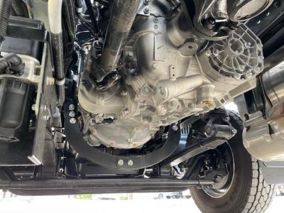 R7　三菱　粉粒体運搬車