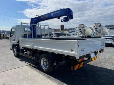 R7　三菱　4段クレーン付