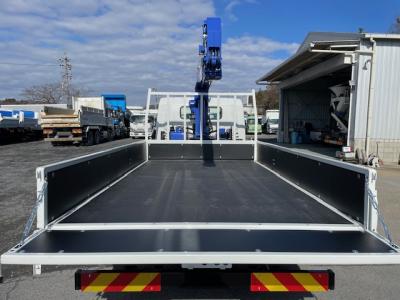 R7　三菱　4段クレーン付