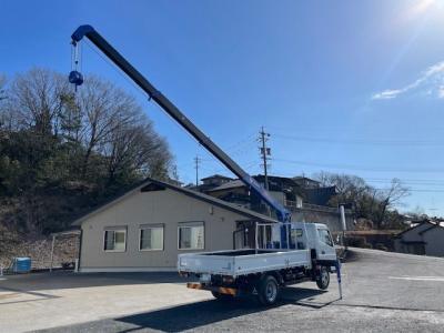 R7　三菱　4段クレーン付