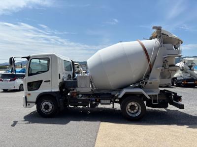 R7　日野　増ｔコンクリートミキサー車
