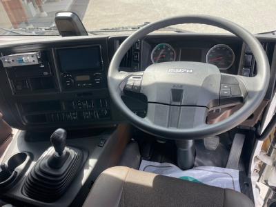 R6　いすゞ　コンクリートミキサー車