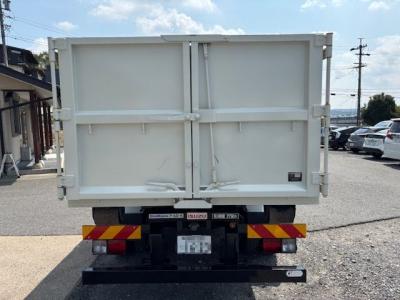 R6　いすゞ　4ｔアームロール（箱つき）