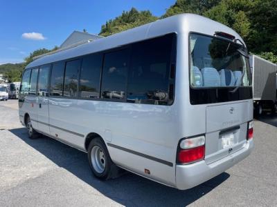 H28　トヨタ　29人乗りマイクロバス