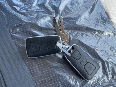 R7　三菱　5段クレーン付