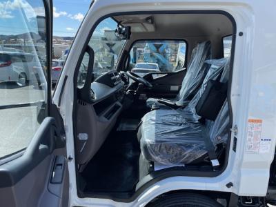 R7　三菱　5段クレーン付