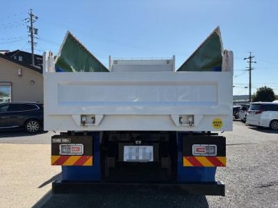 R6　日野　ダンプ