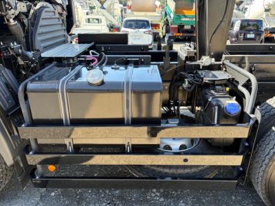 R6　日野　ダンプ