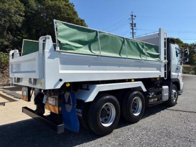 R6　日野　ダンプ