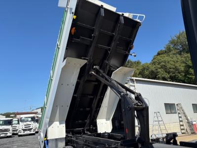 R6　日野　ダンプ