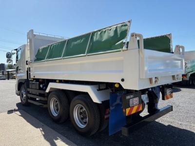 R6　日野　ダンプ