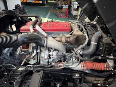 R6　日野　4ｔ冷凍車PG付