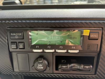 R6　日野　4ｔ冷凍車PG付