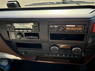 R6　日野　4ｔ冷凍車PG付