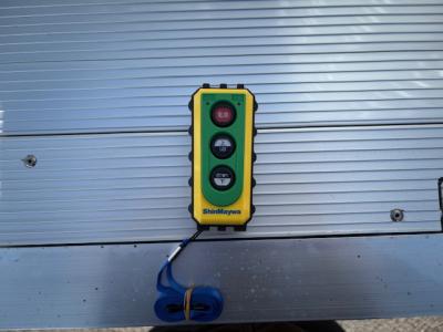 R6　日野　4ｔ冷凍車PG付