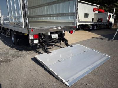 R6　日野　4ｔ冷凍車PG付