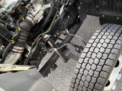 R6　日野　4ｔ冷凍車PG付