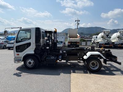 R7　三菱　4ｔアームロール