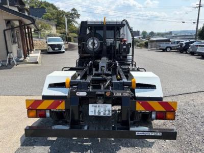 R7　三菱　4ｔアームロール