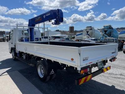 R7　三菱　5段クレーン付