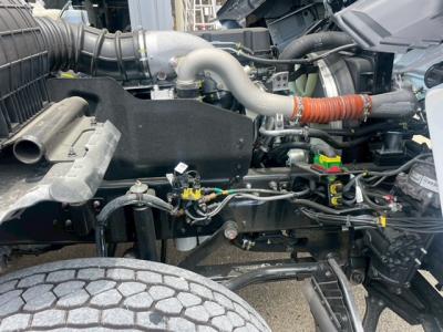 R6　UD　トラクタ ｺﾝﾌﾟﾚｯｻｰ付 ／ 未登録　トレクス　粉粒体運搬セミトレーラ　セット