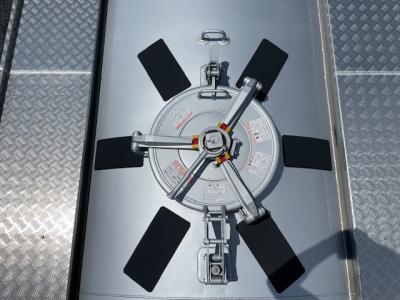 R6　UD　トラクタ ｺﾝﾌﾟﾚｯｻｰ付 ／ 未登録　トレクス　粉粒体運搬セミトレーラ　セット