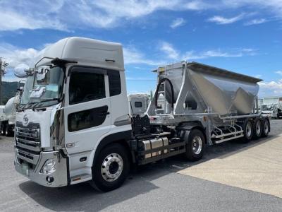 R6　UD　トラクタ ｺﾝﾌﾟﾚｯｻｰ付 ／ 未登録　トレクス　粉粒体運搬セミトレーラ　セット