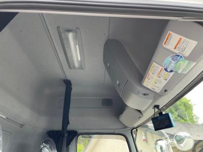 R6　UD　トラクタ ｺﾝﾌﾟﾚｯｻｰ付 ／ 未登録　トレクス　粉粒体運搬セミトレーラ　セット