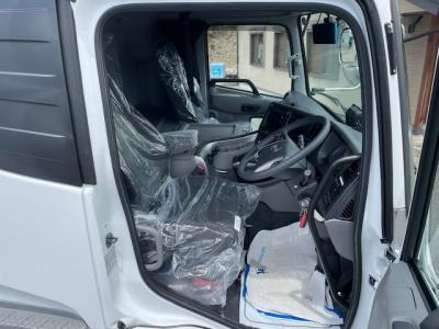 R6　UD　トラクタ ｺﾝﾌﾟﾚｯｻｰ付 ／ 未登録　トレクス　粉粒体運搬セミトレーラ　セット