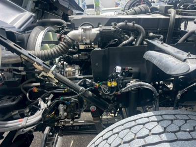 R6　UD　トラクタ ｺﾝﾌﾟﾚｯｻｰ付 ／ 未登録　トレクス　粉粒体運搬セミトレーラ　セット