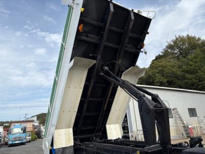 R6　日野　ダンプ