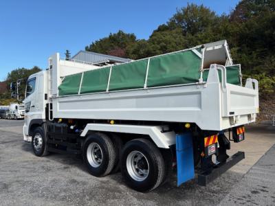 R6　日野　ダンプ