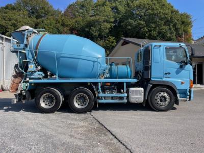 H25　日野　コンクリートミキサー車