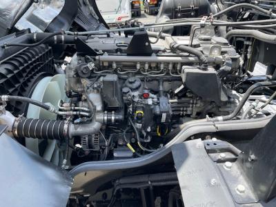 R7　三菱　粉粒体運搬車　極東3槽式