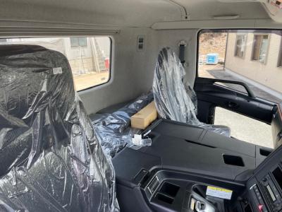 R7　三菱　粉粒体運搬車　極東3槽式