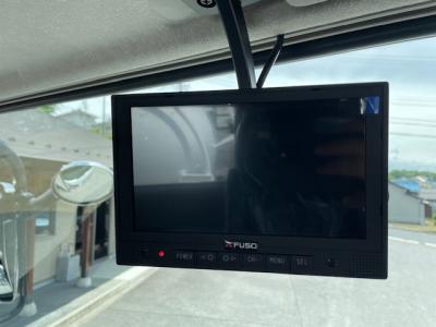 R7　三菱　粉粒体運搬車　極東3槽式